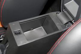 2016款吉利金刚1.5L手动精英型