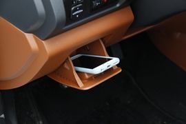 2016款吉利金刚1.5L手动精英型