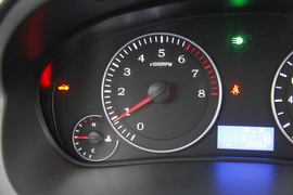 2016款吉利金刚1.5L手动精英型