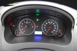 2016款吉利金刚1.5L手动精英型