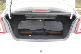 2016款吉利金刚1.5L手动精英型