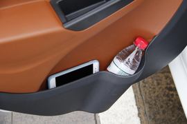 2016款吉利金刚1.5L手动精英型