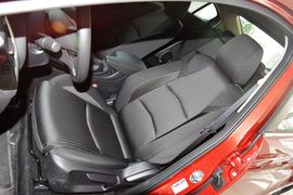 2016款马自达3Axela昂克赛拉三厢1.5L自动舒适型