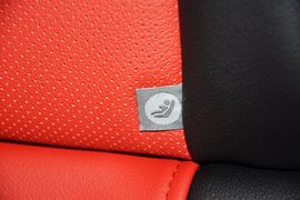 2015款路虎揽胜极光缀红英伦限量版