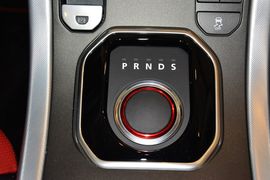 2015款路虎揽胜极光缀红英伦限量版