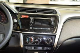 2015款本田锋范1.5L