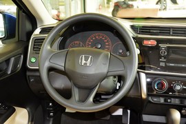 2015款本田锋范1.5L