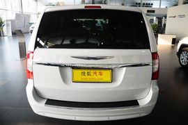 2014款克莱斯勒大捷龙3.6L舒适版
