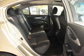 2016款本田凌派1.8L