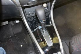 2016款本田凌派1.8L