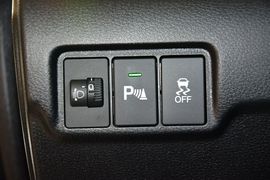 2016款本田凌派1.8L