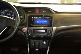 2016款本田凌派1.8L