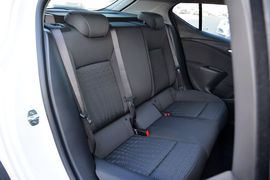 2016款别克威朗轿跑15S自动进取型