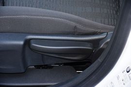 2016款别克威朗轿跑15S自动进取型