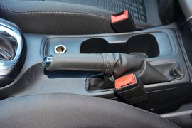 2016款别克威朗轿跑15S自动进取型