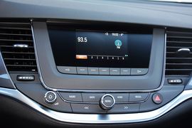 2016款别克威朗轿跑15S自动进取型