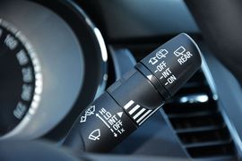 2016款别克威朗轿跑15S自动进取型