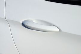 2016款别克威朗轿跑15S自动进取型