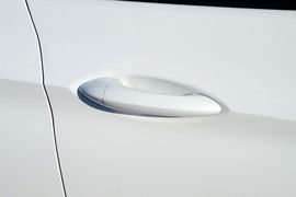 2016款别克威朗轿跑15S自动进取型