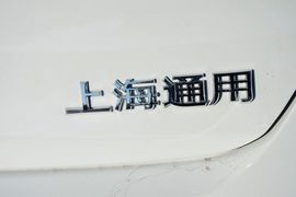 2016款别克威朗轿跑15S自动进取型