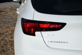 2016款别克威朗轿跑15S自动进取型