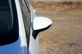 2016款别克威朗轿跑15S自动进取型