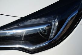 2016款别克威朗轿跑15S自动进取型