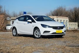 2016款别克威朗轿跑15S自动进取型