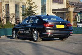 2016款宝马740Li尊享型