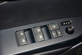 2015款丰田汉兰达2.0T