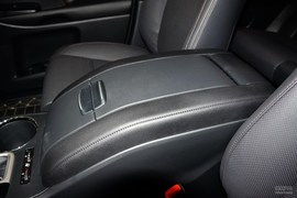 2015款丰田汉兰达2.0T