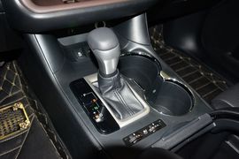 2015款丰田汉兰达2.0T