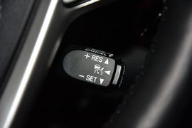 2015款丰田汉兰达2.0T