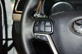 2015款丰田汉兰达2.0T