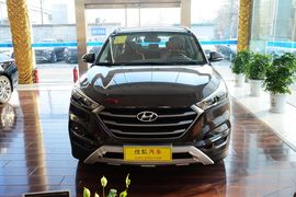 2015款现代全新途胜1.6T双离合两驱智能型