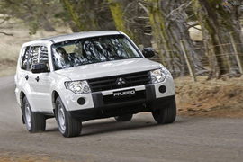 三菱帕杰罗历史车型