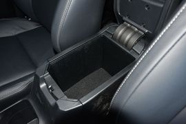 2015款丰田RAV4