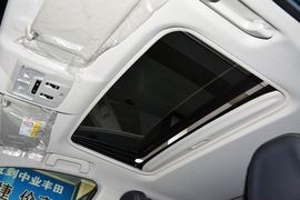 2015款丰田RAV4