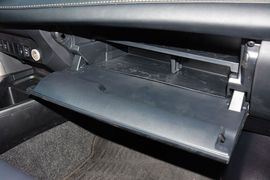 2015款丰田RAV4