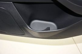 2015款福特福克斯两厢1.0L