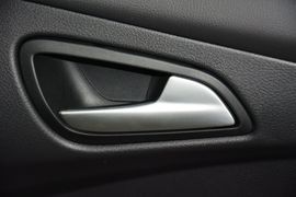 2015款福特福克斯两厢1.0L