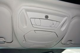 2015款福特福克斯两厢1.0L
