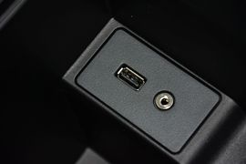 2015款福特福克斯两厢1.0L