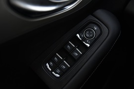 2016款众泰SR7