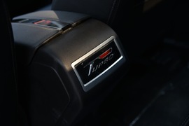2016款众泰SR7