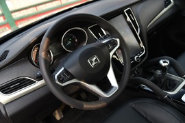 2016款众泰SR7