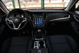 2016款众泰SR7