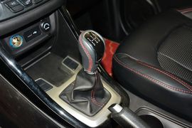 2016款奇瑞瑞虎5