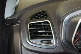 2016款奇瑞瑞虎5