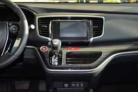 2016款本田奥德赛2.4L智享版